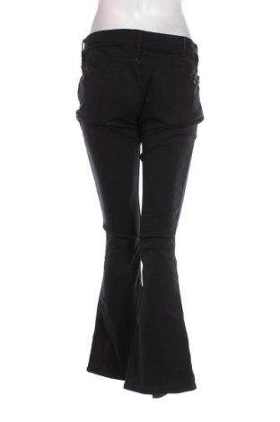 Дамски панталон Pepe Jeans, Размер L, Цвят Черен, Цена 146,00 лв.