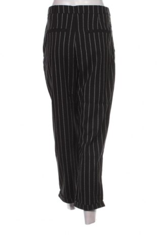 Pantaloni de femei Pull&Bear, Mărime M, Culoare Negru, Preț 33,29 Lei