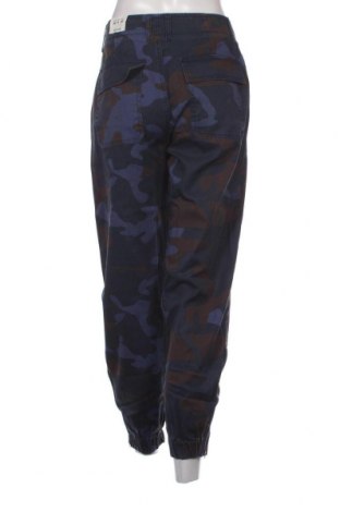 Dámské kalhoty  Pull&Bear, Velikost S, Barva Vícebarevné, Cena  667,00 Kč