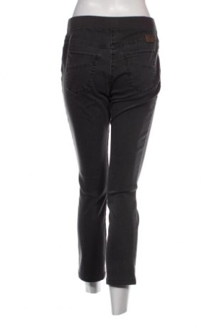 Дамски панталон Raphaela By Brax, Размер S, Цвят Сив, Цена 8,82 лв.
