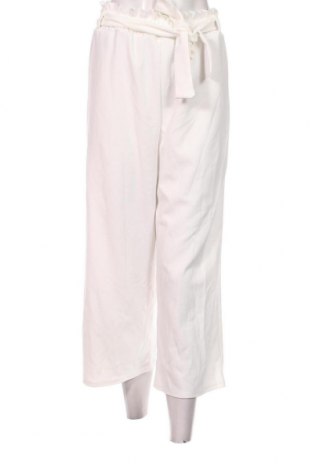 Дамски панталон Sisters Point, Размер S, Цвят Бял, Цена 35,67 лв.