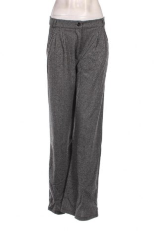 Дамски панталон Trendyol, Размер M, Цвят Сив, Цена 52,20 лв.
