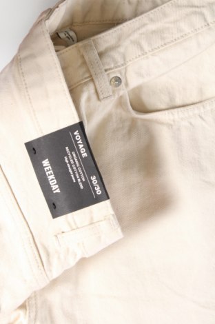 Дамски панталон Weekday, Размер M, Цвят Екрю, Цена 15,58 лв.
