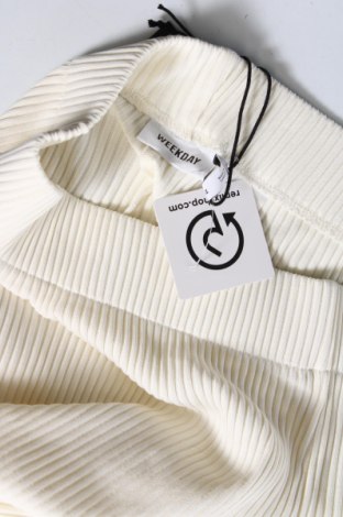 Γυναικείο παντελόνι Weekday, Μέγεθος M, Χρώμα Λευκό, Τιμή 9,30 €