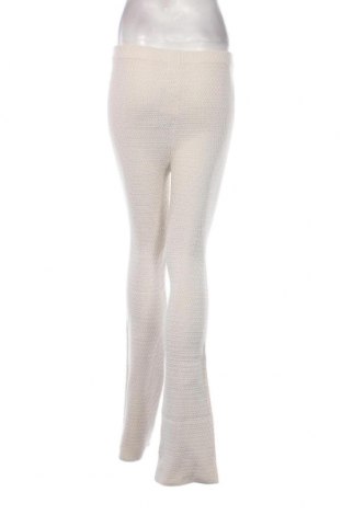Дамски панталон Weekday, Размер M, Цвят Бежов, Цена 14,76 лв.