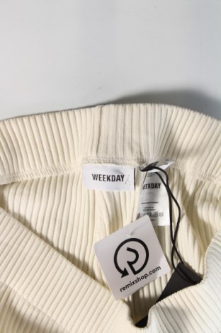 Γυναικείο παντελόνι Weekday, Μέγεθος M, Χρώμα Εκρού, Τιμή 7,61 €