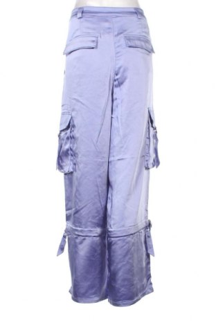 Γυναικείο παντελόνι Weekday, Μέγεθος XL, Χρώμα Βιολετί, Τιμή 6,76 €