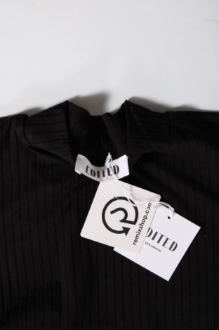 Γυναικείο αμάνικο μπλουζάκι Edited, Μέγεθος S, Χρώμα Μαύρο, Τιμή 5,38 €