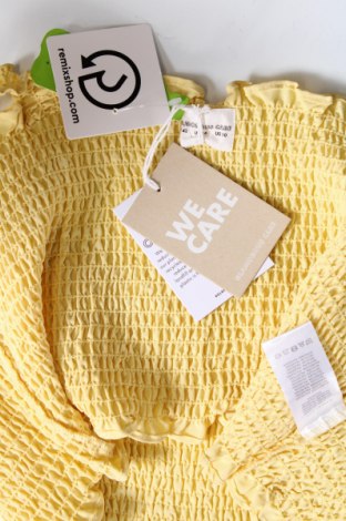 Γυναικείο αμάνικο μπλουζάκι Glamorous, Μέγεθος L, Χρώμα Κίτρινο, Τιμή 6,28 €