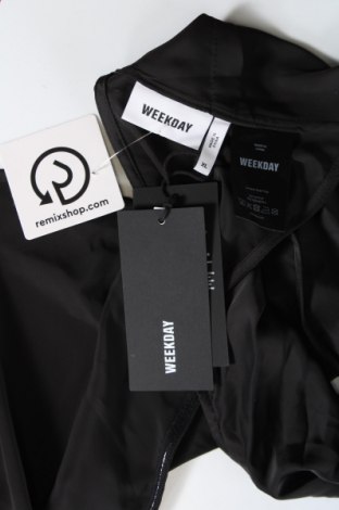 Γυναικείο αμάνικο μπλουζάκι Weekday, Μέγεθος XL, Χρώμα Μαύρο, Τιμή 5,73 €