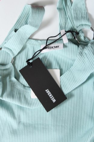 Γυναικείο αμάνικο μπλουζάκι Weekday, Μέγεθος M, Χρώμα Μπλέ, Τιμή 3,35 €