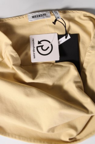 Γυναικείο αμάνικο μπλουζάκι Weekday, Μέγεθος M, Χρώμα Κίτρινο, Τιμή 3,46 €