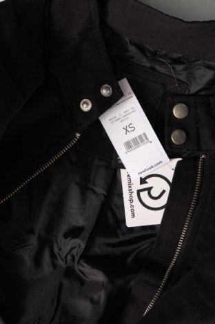 Γυναικείο μπουφάν New Look, Μέγεθος XS, Χρώμα Μαύρο, Τιμή 8,73 €