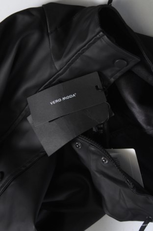 Γυναικείο μπουφάν Vero Moda, Μέγεθος M, Χρώμα Μαύρο, Τιμή 42,27 €