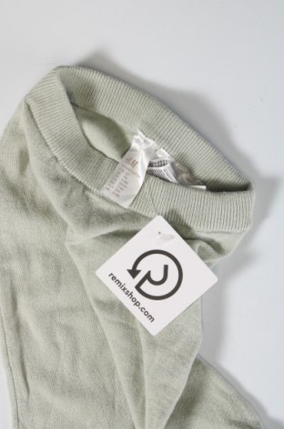 Pantaloni scurți pentru copii H&M, Mărime 3-6m/ 62-68 cm, Culoare Verde, Preț 81,63 Lei