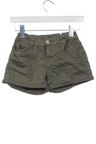 Детски къс панталон Here+There, Размер 10-11y/ 146-152 см, Цвят Зелен, Цена 9,80 лв.