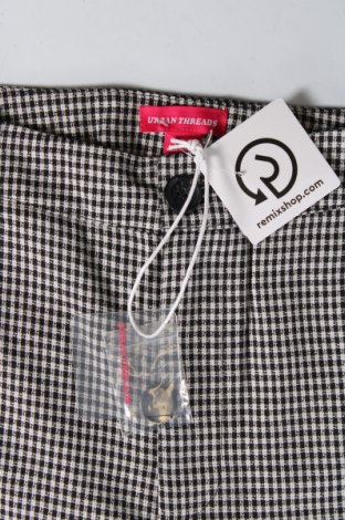 Dětské krátké kalhoty  Urban Threads, Velikost 6-7y/ 122-128 cm, Barva Vícebarevné, Cena  225,00 Kč