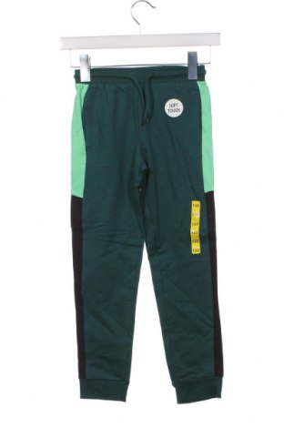 Pantaloni de trening, pentru copii Pepco, Mărime 6-7y/ 122-128 cm, Culoare Verde, Preț 15,15 Lei