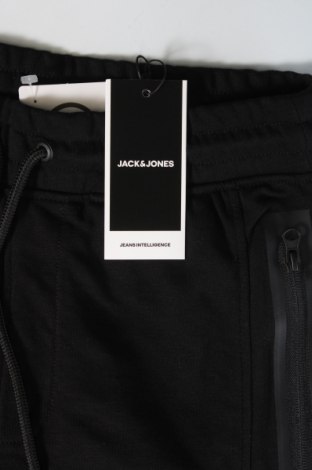 Мъжки къс панталон Jack & Jones, Размер XS, Цвят Черен, Цена 23,22 лв.