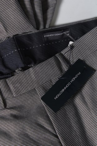 Мъжки панталон French Connection, Размер S, Цвят Сив, Цена 132,00 лв.