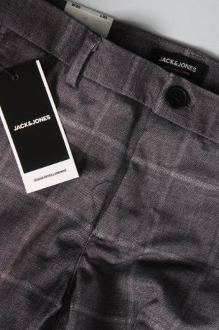 Ανδρικό παντελόνι Jack & Jones, Μέγεθος S, Χρώμα Γκρί, Τιμή 6,76 €