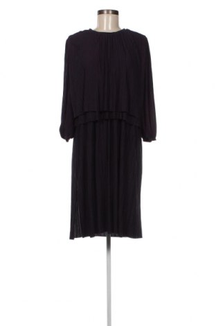 Kleid BOSS, Größe M, Farbe Lila, Preis 126,65 €