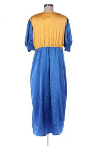 Šaty  In the style, Veľkosť XL, Farba Viacfarebná, Cena  6,88 €