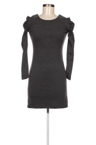 Kleid Just Female, Größe XS, Farbe Grau, Preis 4,11 €