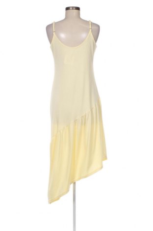 Φόρεμα Minimum, Μέγεθος M, Χρώμα Κίτρινο, Τιμή 6,93 €