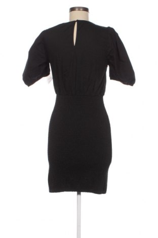 Kleid NA-KD, Größe S, Farbe Schwarz, Preis 5,78 €