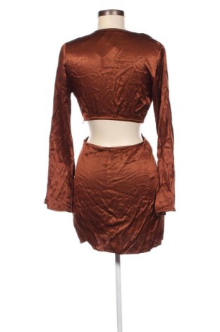 Kleid Pull&Bear, Größe M, Farbe Braun, Preis 5,75 €