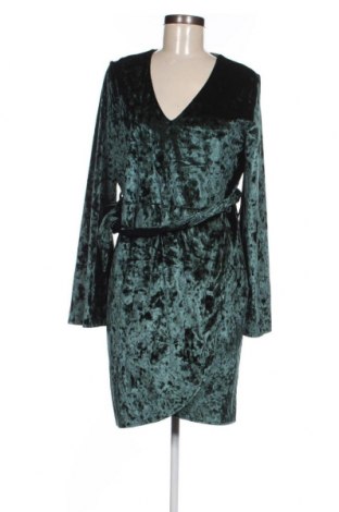 Kleid Rinascimento, Größe M, Farbe Grün, Preis 23,45 €