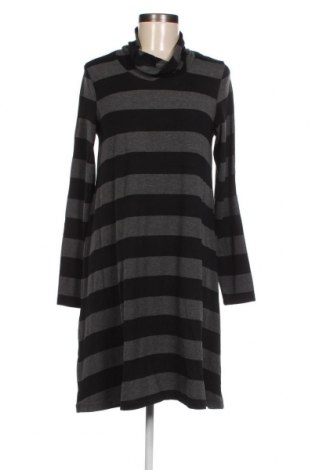 Kleid STI, Größe S, Farbe Mehrfarbig, Preis 9,46 €