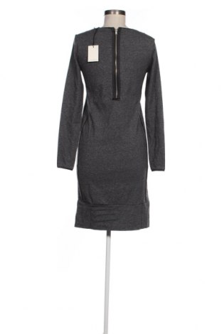 Kleid Supermom, Größe XS, Farbe Grau, Preis € 4,03