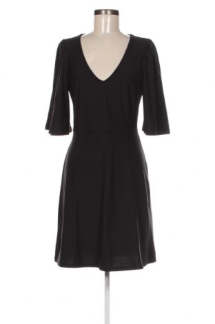Φόρεμα Vero Moda, Μέγεθος S, Χρώμα Μαύρο, Τιμή 4,45 €