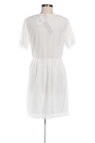 Φόρεμα Vero Moda, Μέγεθος M, Χρώμα Λευκό, Τιμή 27,84 €