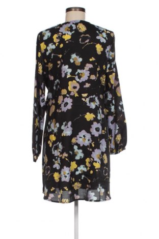 Φόρεμα Vero Moda, Μέγεθος M, Χρώμα Πολύχρωμο, Τιμή 9,47 €
