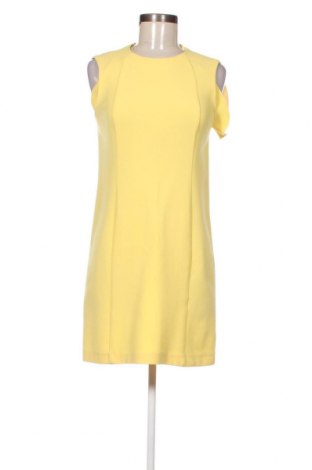 Рокля Zara, Размер XS, Цвят Жълт, Цена 23,91 лв.