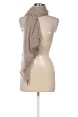 Šála Guess, Barva Béžová, Cena  772,00 Kč