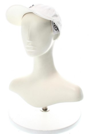 Mütze Yupoong, Farbe Weiß, Preis € 13,30
