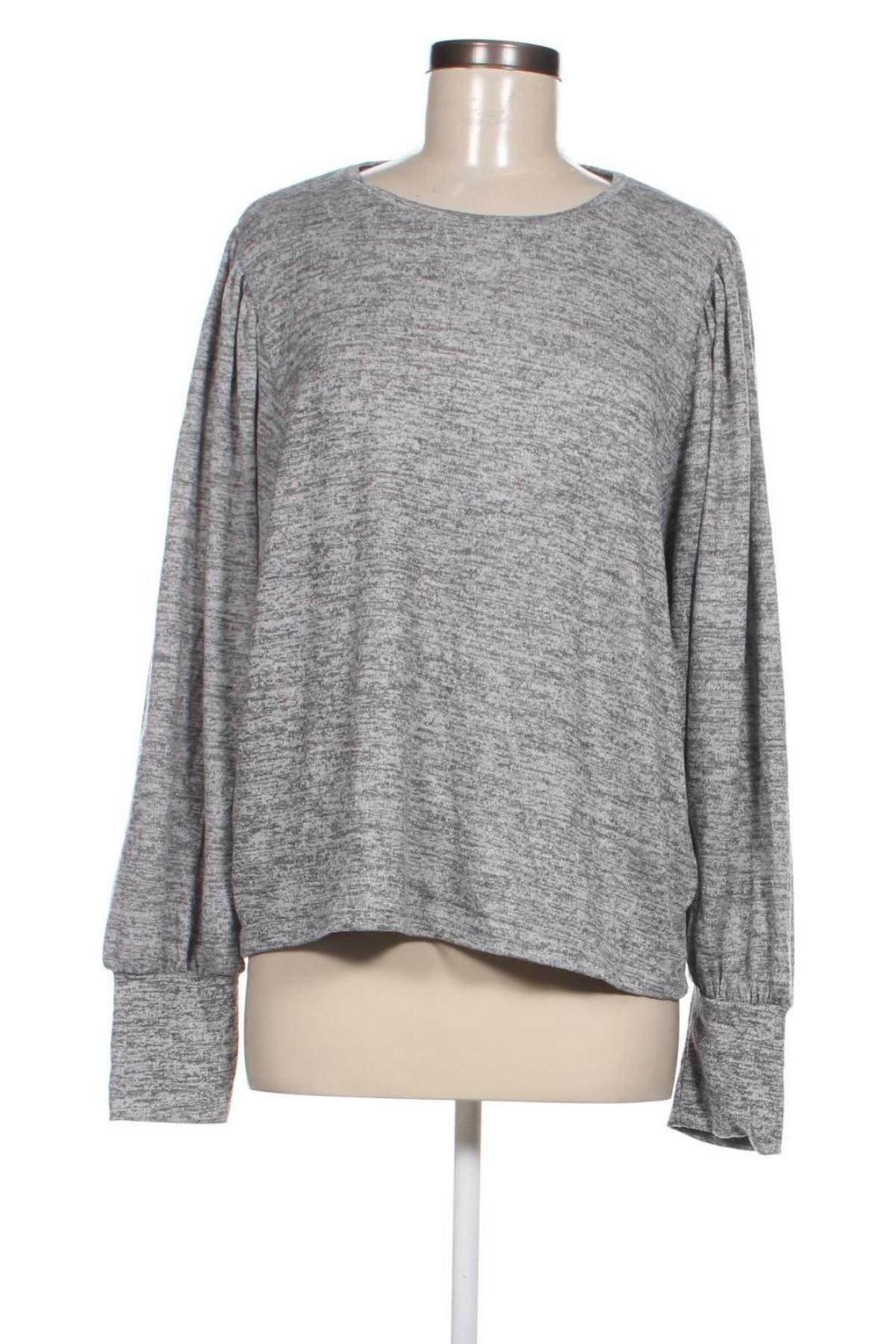 Damen Shirt B.Young, Größe XL, Farbe Grau, Preis 3,20 €