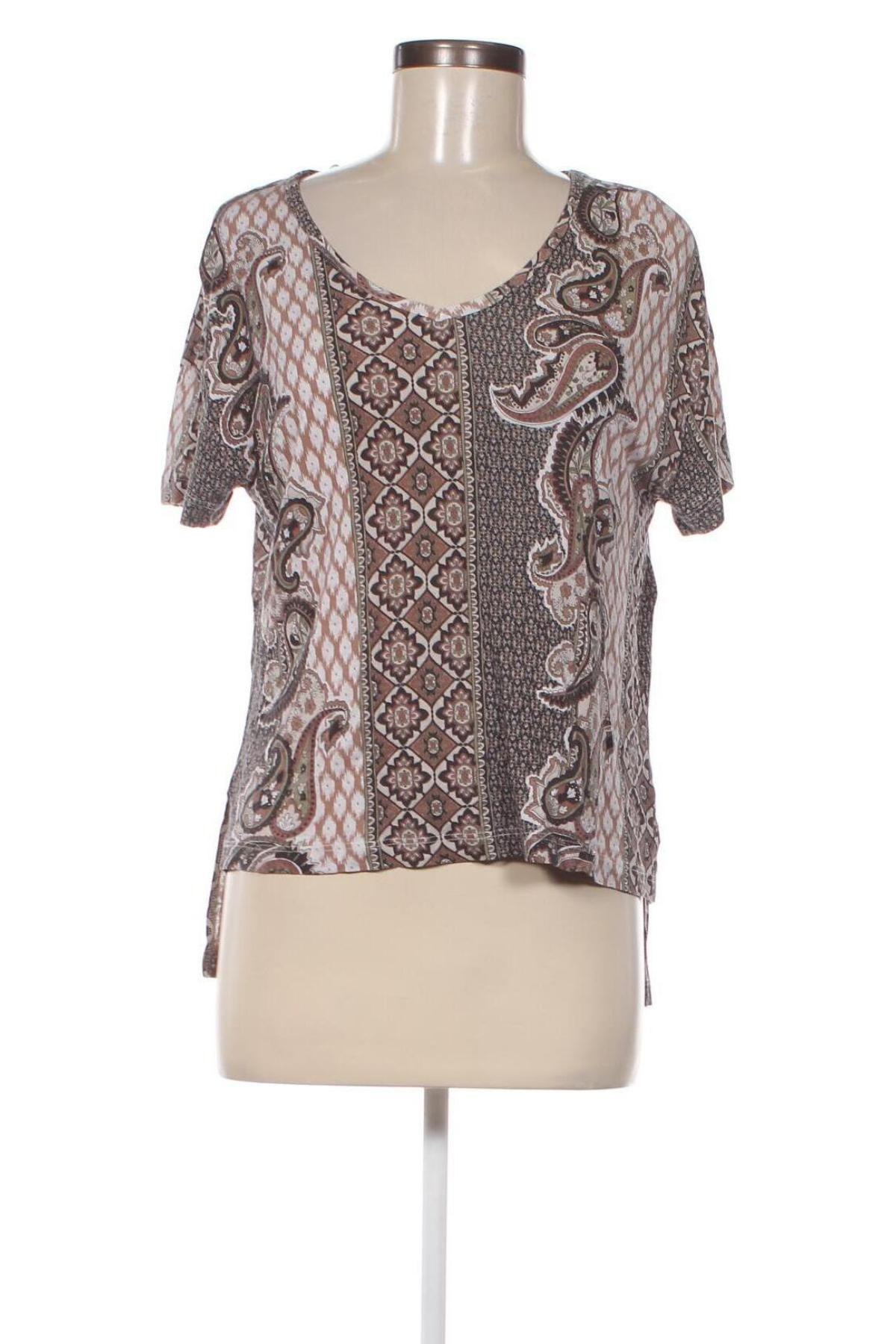 Γυναικεία μπλούζα Cream, Μέγεθος S, Χρώμα Πολύχρωμο, Τιμή 11,57 €