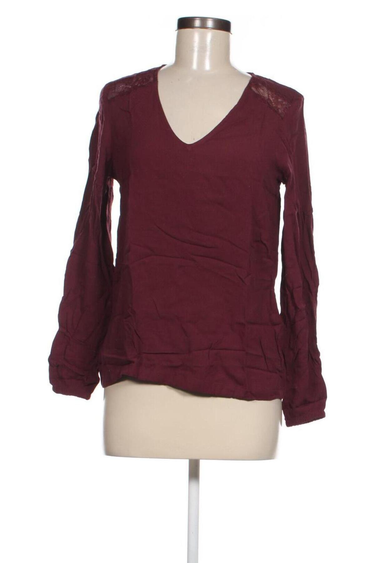 Damen Shirt Vero Moda, Größe XS, Farbe Rot, Preis 2,47 €