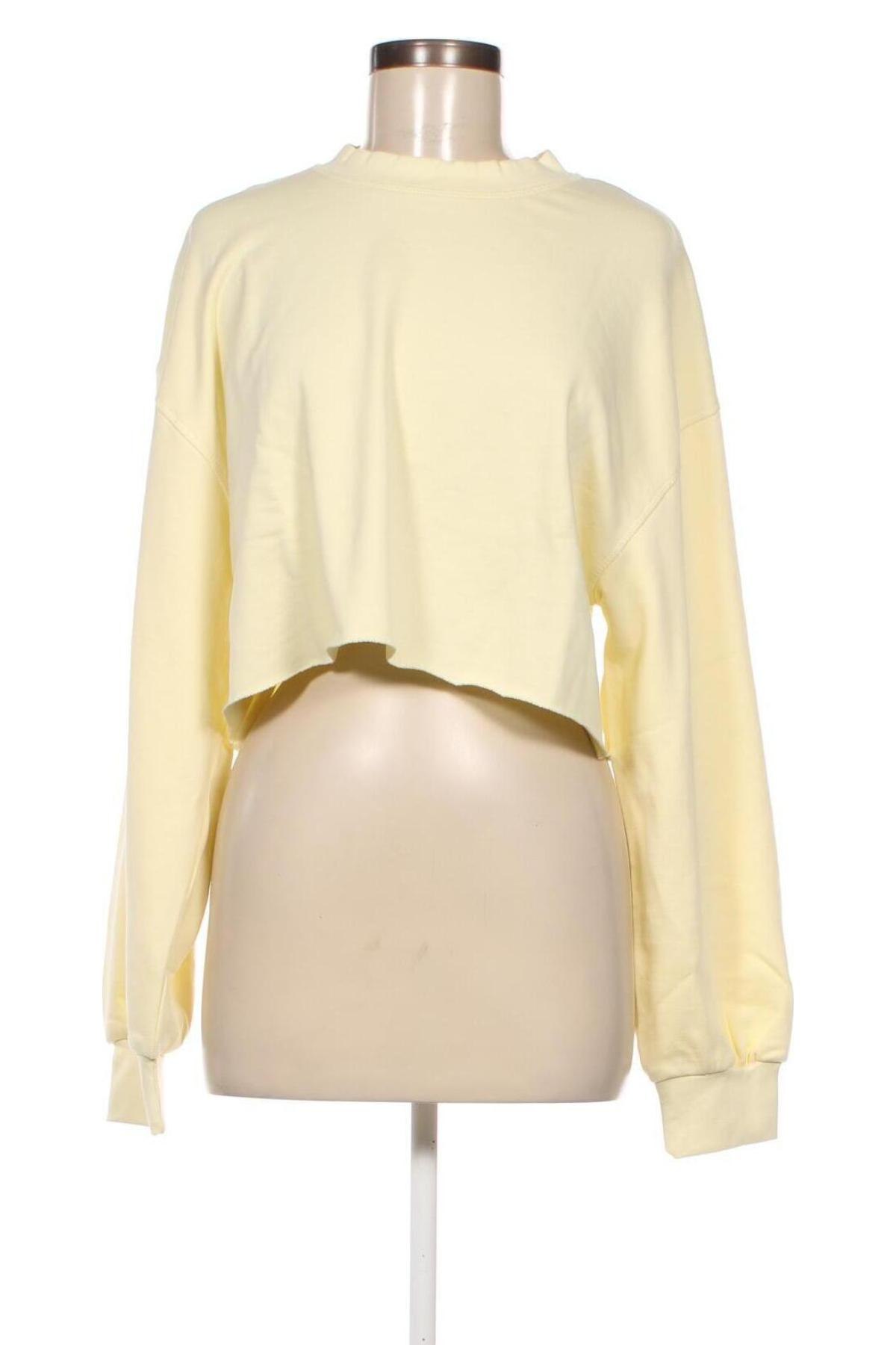 Дамска блуза Weekday, Размер M, Цвят Жълт, Цена 6,80 лв.