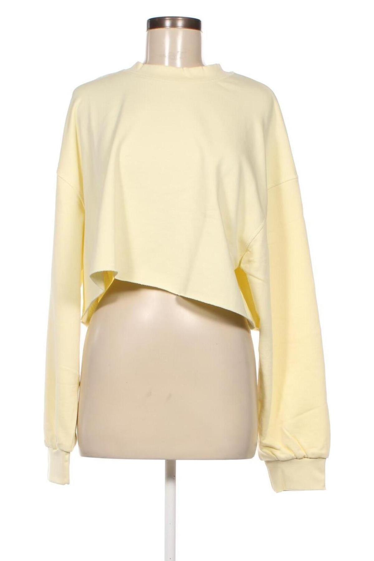 Дамска блуза Weekday, Размер L, Цвят Жълт, Цена 4,80 лв.