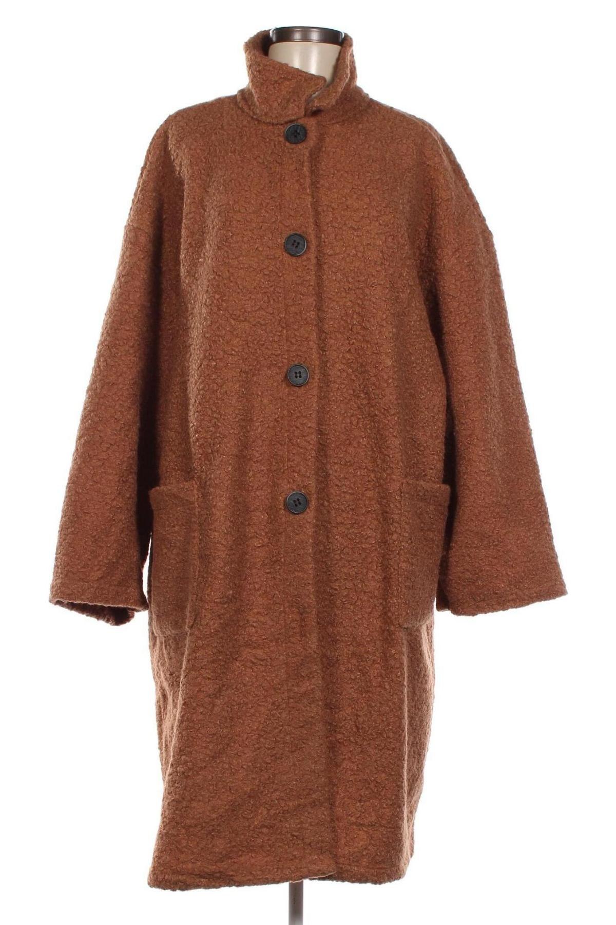 Дамско палто Made In Italy, Размер M, Цвят Бежов, Цена 60,20 лв.
