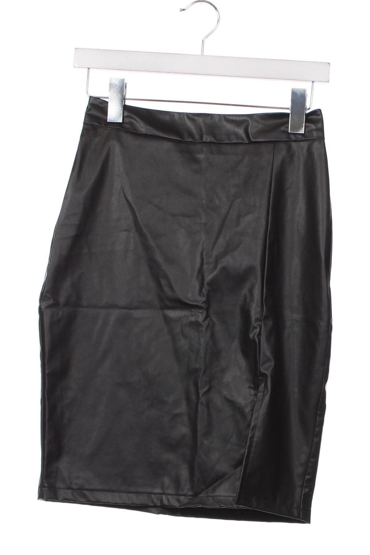 Kožená sukně  Defacto, Velikost XS, Barva Černá, Cena  87,00 Kč