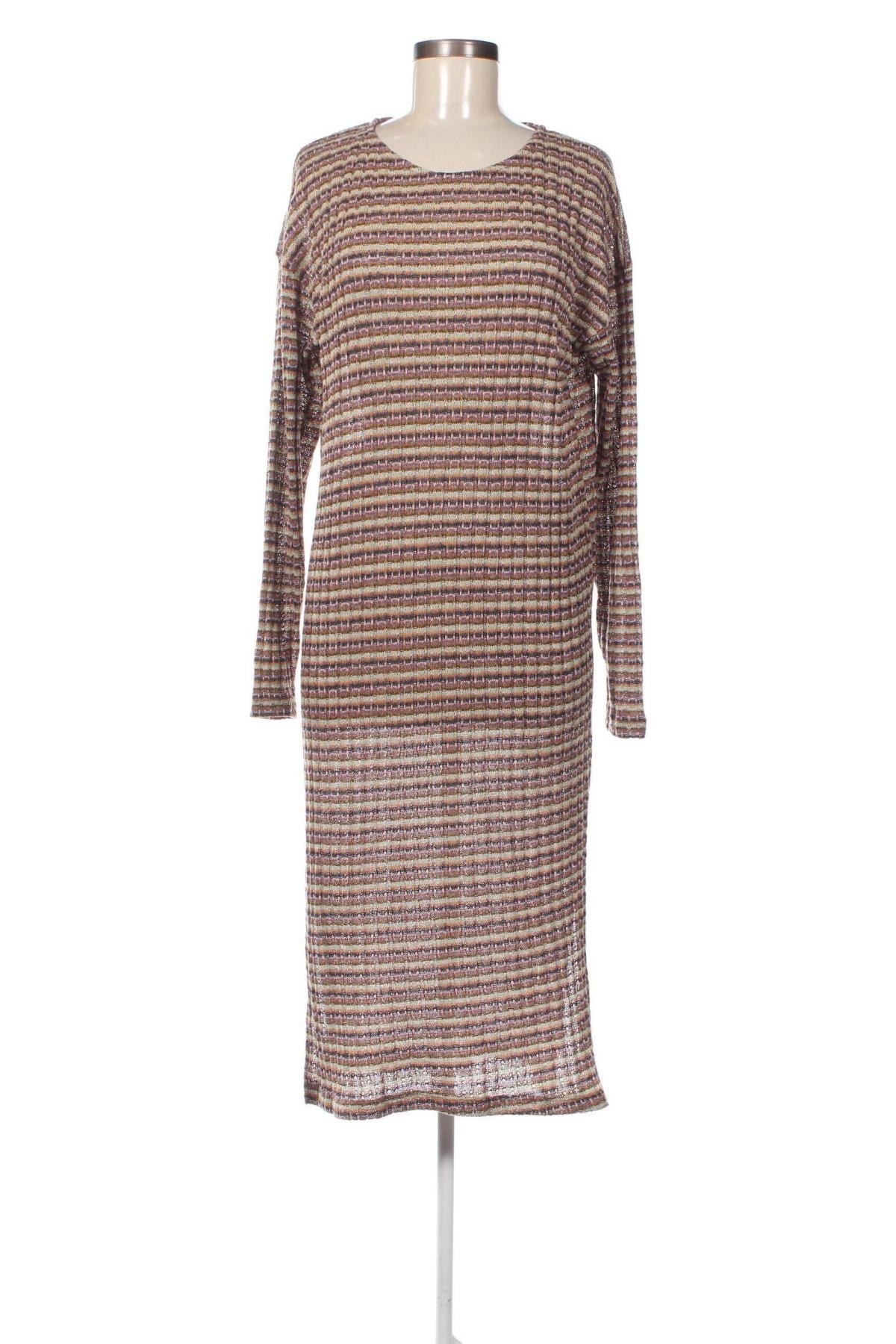 Φόρεμα Pull&Bear, Μέγεθος M, Χρώμα Πολύχρωμο, Τιμή 9,48 €