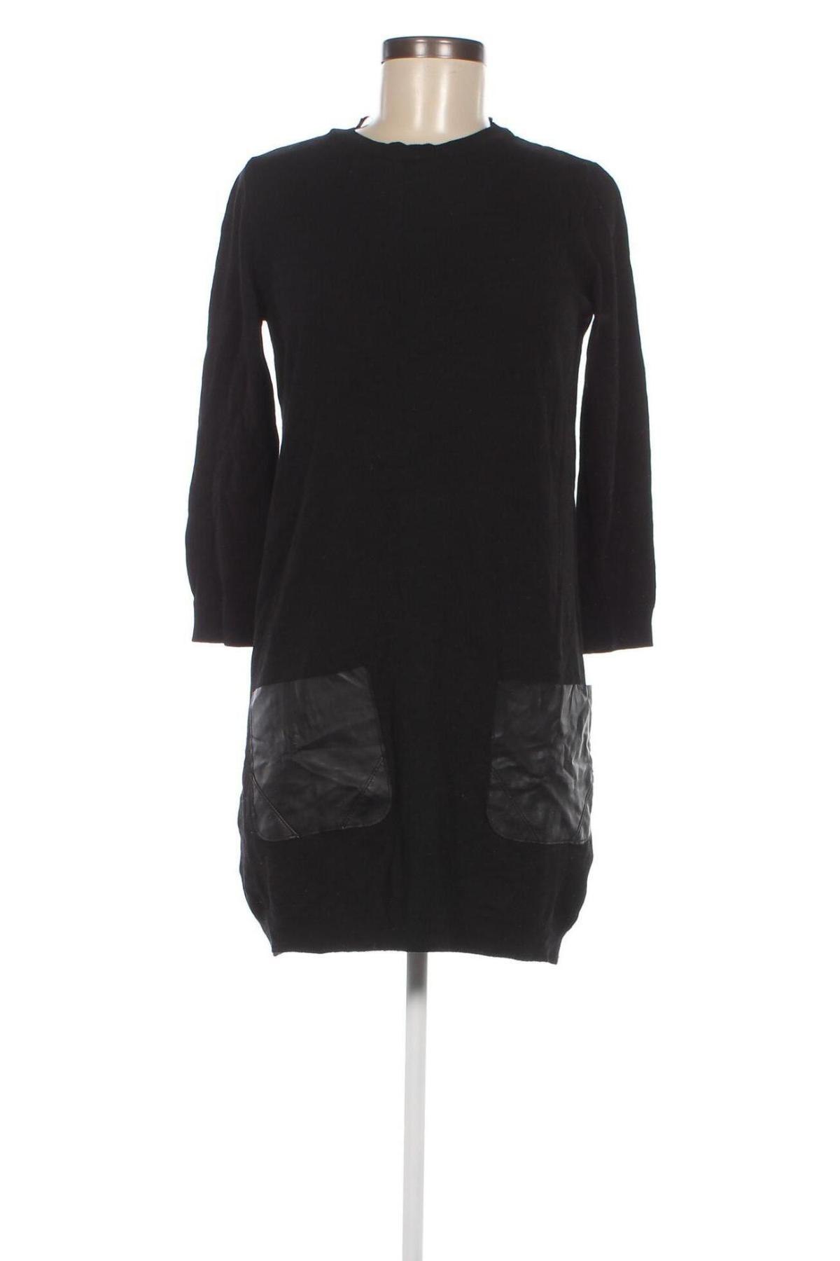 Kleid Zara Trafaluc, Größe M, Farbe Schwarz, Preis 3,51 €