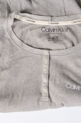 Γυναικεία μπλούζα Calvin Klein, Μέγεθος M, Χρώμα Γκρί, Τιμή 55,49 €